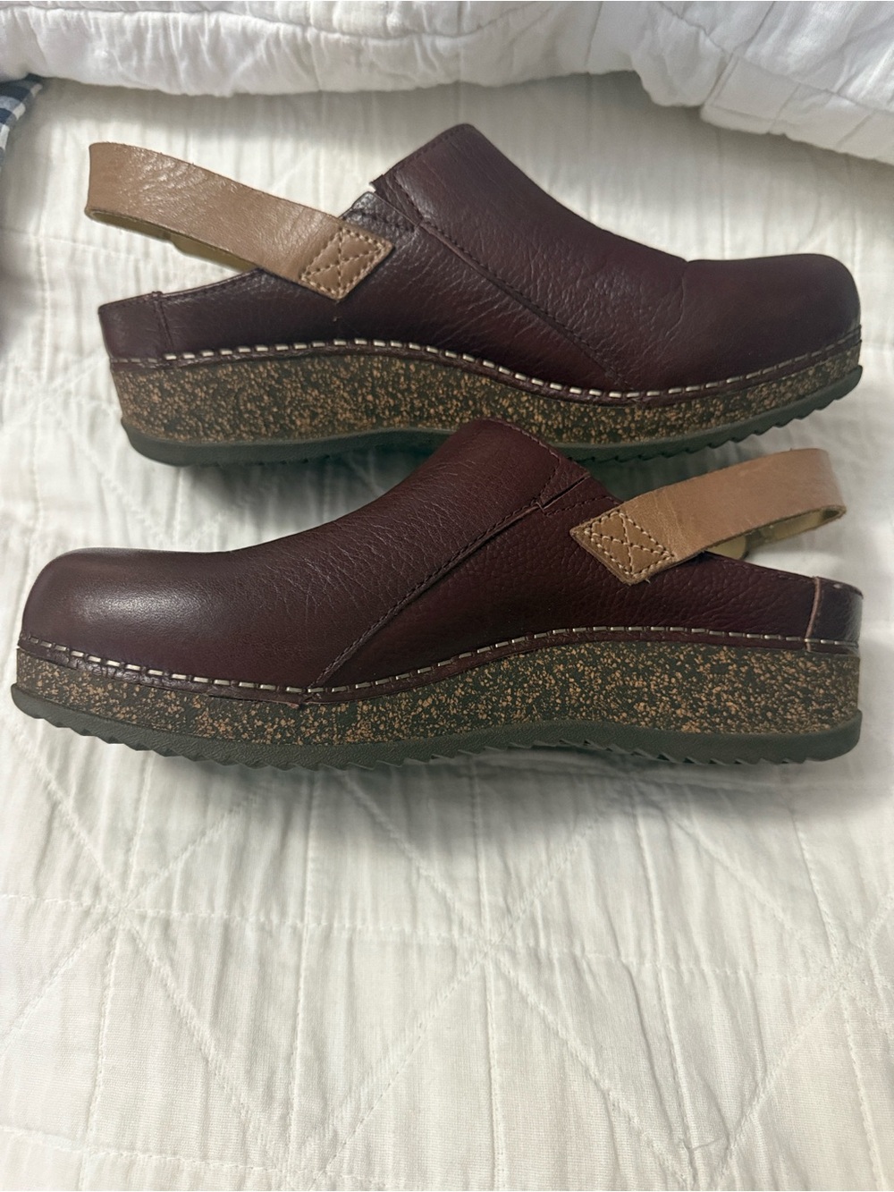 Dansko Merrin Burgundy Leather Slingback Clogs with Tan Strap -Size 37 (7) - Picture 7 of 9